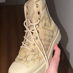 Gucci boots size 11
