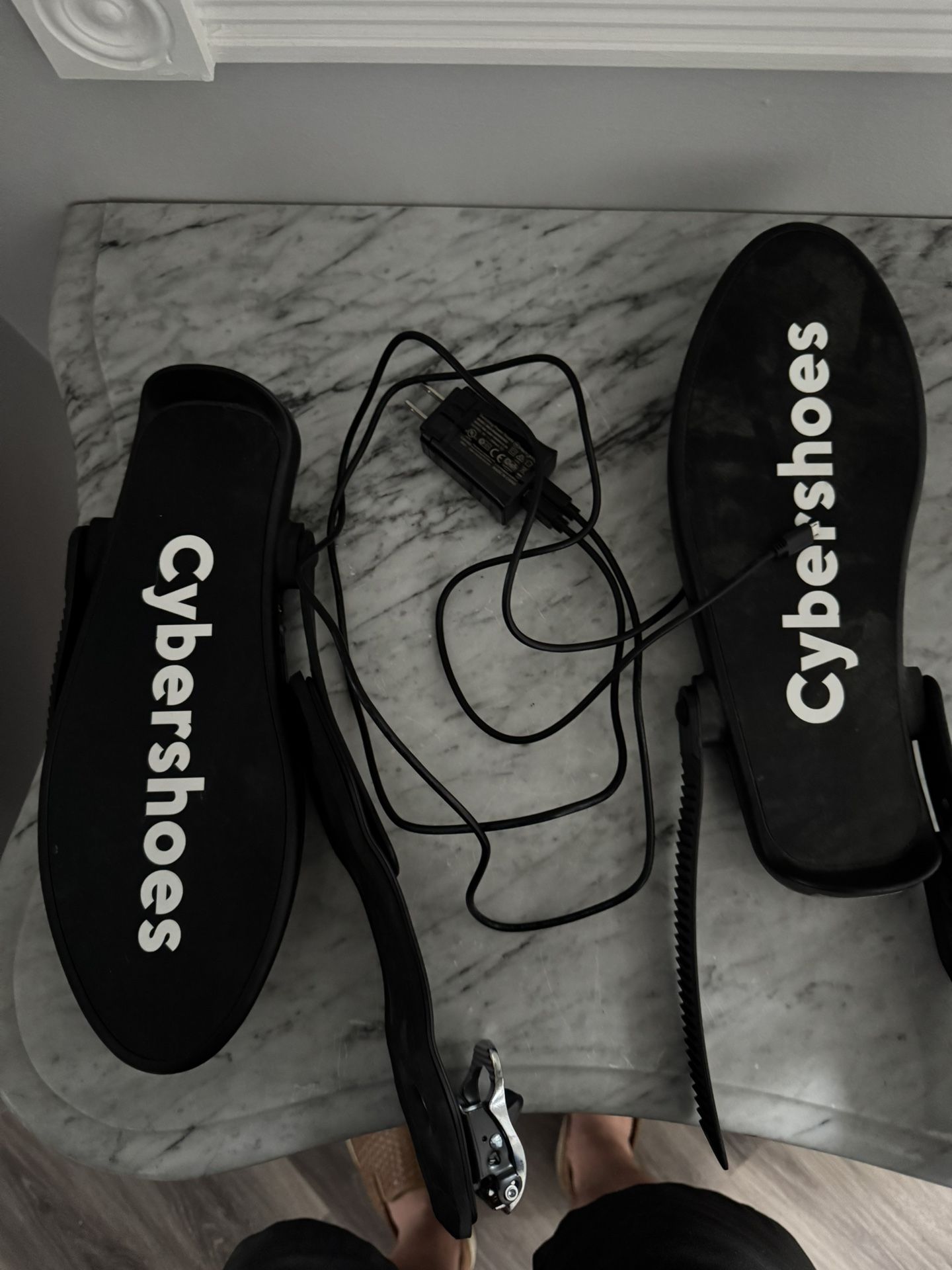 Cyber shoes For Your Oculus World