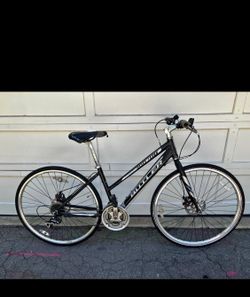 Bike Claud Butler Urban 300 Hybrid