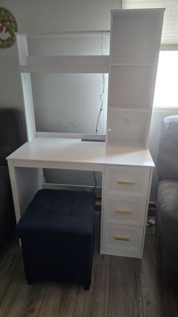 3-Drawer Computer Desk with Bookshelves and LED Lighting