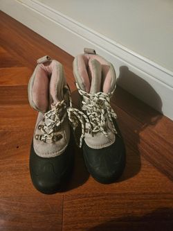 Size 8 Girls Itasca Granite Peak Insulated Winter Boots - Perfect Condition!