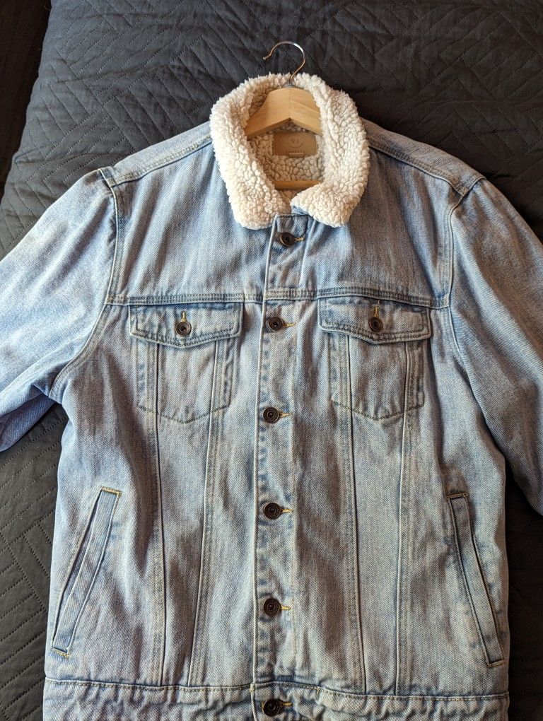 Sherpa Lines denim jacket

