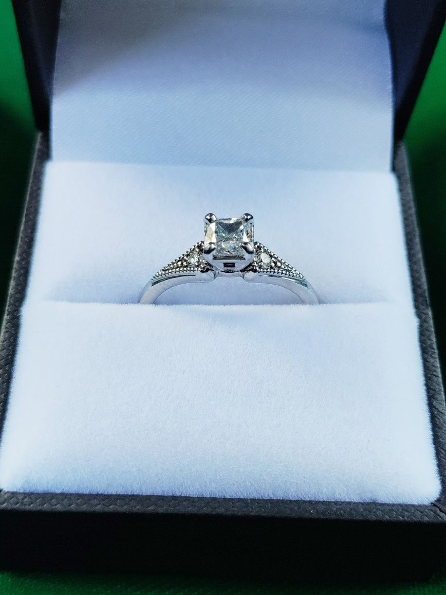 14k White Gold With Solitaire Diamond Engagement Ring