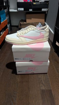 Jordan 1 low Travis Scott