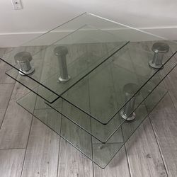 Selling this beautiful rotating glass table need out ASAP