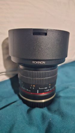 Rokinon 14mm f/2.8 IF ED MC Super-Wide-Angle Lens for Canon EF