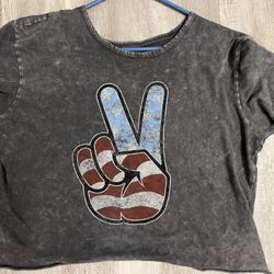 Women’s Distressed T-shirt 