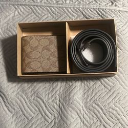 Coach Men Reversible Black And Light Brown Belt And Wallet Set (fits Sizes 30-34)