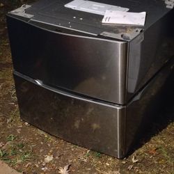 LG Pedistal For Front Loaders 