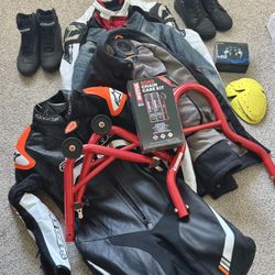 All Items included: Motorcycle Jackets, Suit, Stand, And Accessories Medium, 9.5