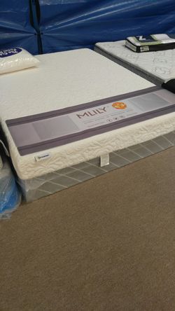 NEW Queen Memory Foam Mattresses $275