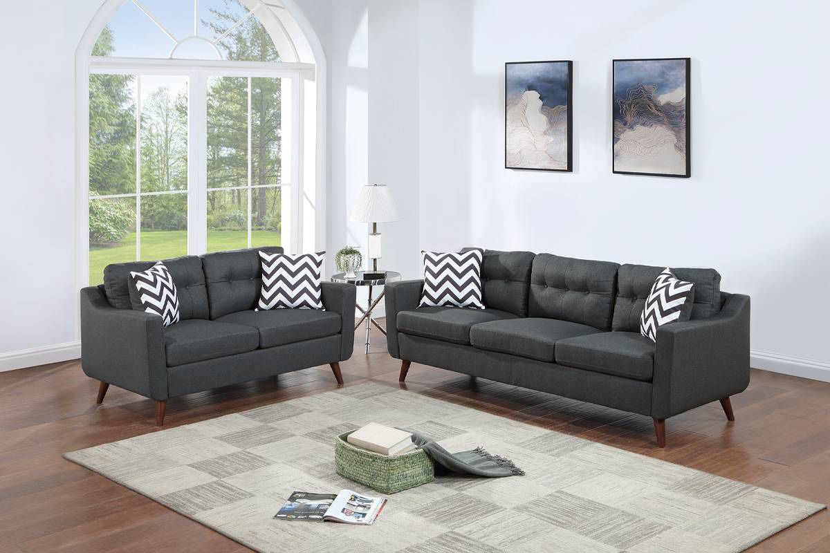 SOFA AND LOVESEAT WITH ACCENT PILLOWS 