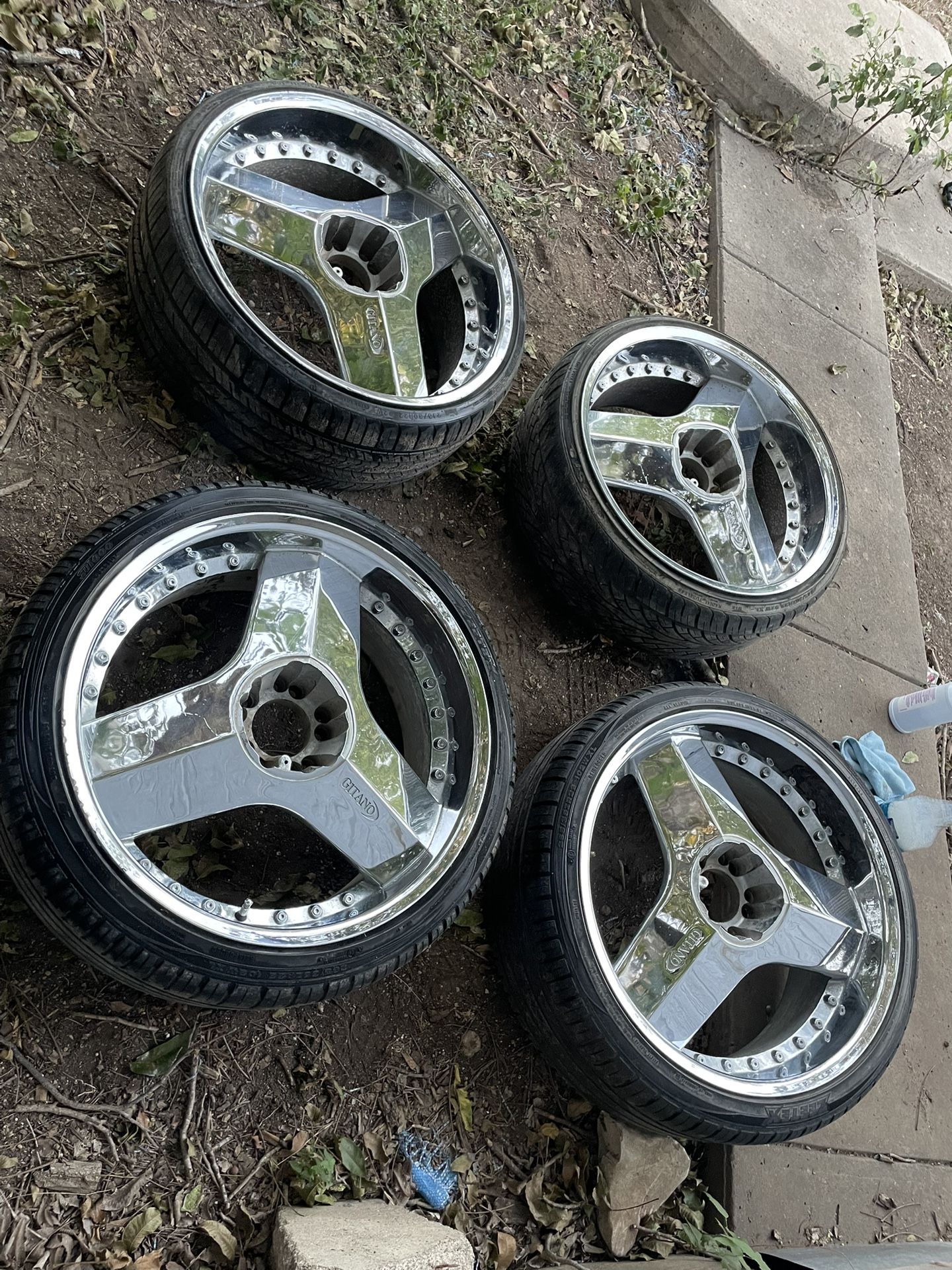 22 Inch 3 Blades