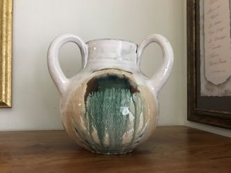 Ceramic pot