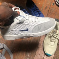 Nikes 50$