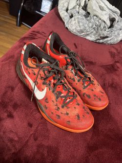 Size 11 - Nike Kobe 8 Challenge Red