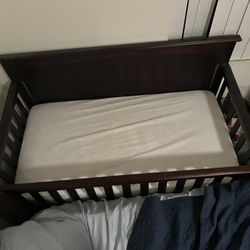 Crib With mattress 