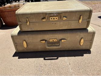 Samsonite Vintage suit cases