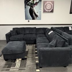 Black Sofa Sectional w/ Free Ottoman