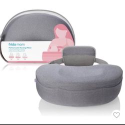 Frida Mom Nursing Pillow