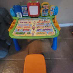 Leapfrog Interactive Desk With Stool