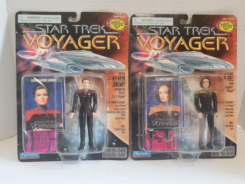 Star Trek Voyager Captain Kathryn Janeway And LT B'Elanna Torres Action Figure Lot