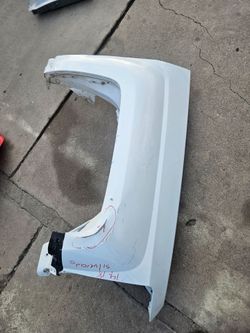 Chevy Chevrolet Silverado Right  Fender Oem  14 to 18