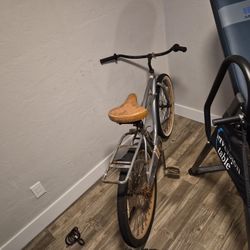 Huffy Beach Cruiser Bicycle With Cargo Rack And Waterbottle Holder With Reverse Foot Break