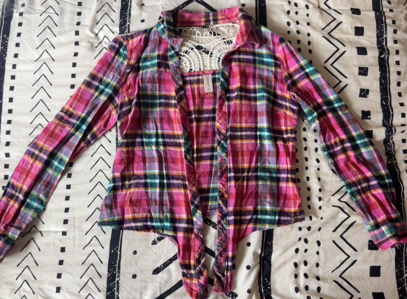 Women’s Tie-Crop Flannel