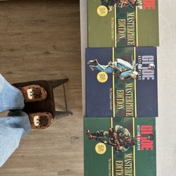 Gi Joe 1964 Deluxe book and Original 