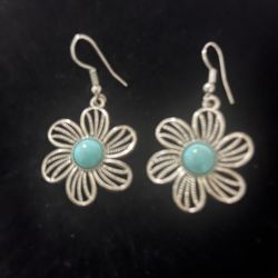 Beautiful Blue & Silver Flower Earrings For You Or Someone Special On Valentines Day ($1.00 for a Gift Box)