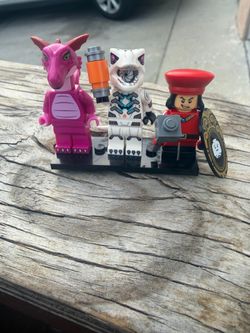 Lego Shrek minifigure lot