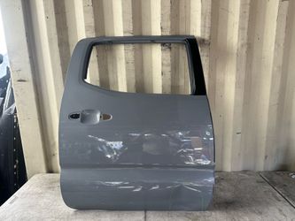 2016 - 2023  TOYOTA TACOMA REAR RIGHT PASSENGER SIDE DOOR SHELL OEM