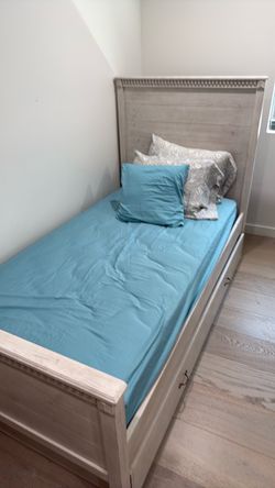 Pottery Barn Catalina Twin Bed with Trundle + 2 Mattresses