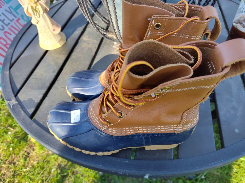 Maine Boots New, Size 6 1/2