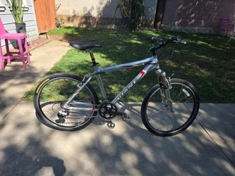 Giant boulder se bicycle