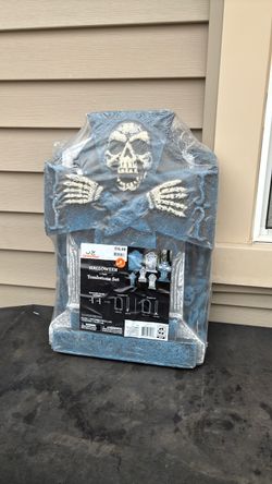 Halloween tombstone set