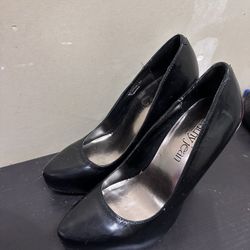 Cathy Jean High Heels In Black