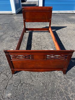 Vintage Wooden Twin Bed Frame Excellent Condition