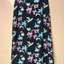 Renowned fashion brand 'Hillard & Hanson' black, multi color floral maxi/midi XL