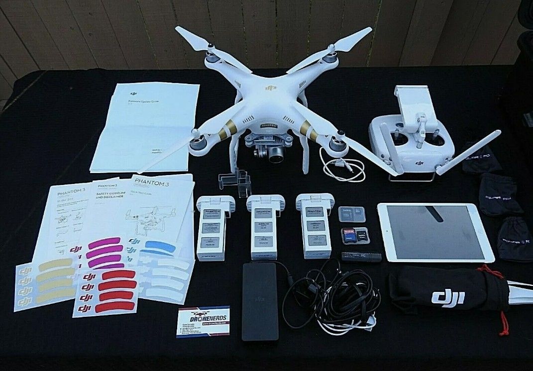 DJI Phantom 3 Advanced Drone HD Camera Lots of Extras & HPRC2700 Case
