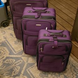  Suitcase set