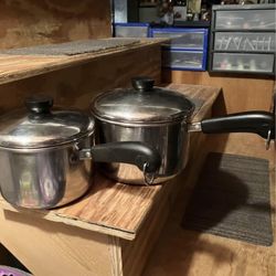 Two Revere Ware Pans 