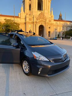 2014 Toyota Prius V