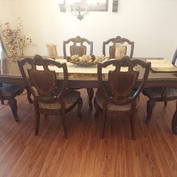 Dinning Table 6 Seats