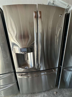 GE Stainless French Door Refrigerator w/ Ice & Water – Deal