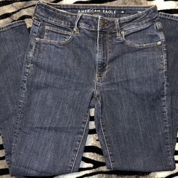 Women’s American Eagle Jeans 