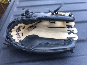 Wilson Kids Glove