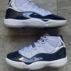 Air Jordan 11 Concord