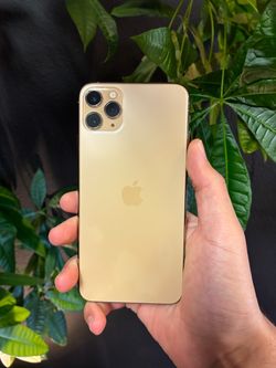 iPhone 11 Pro Max - Unlocked - 512GB